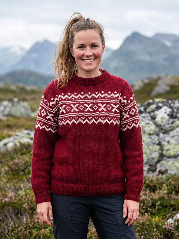 Fjellgenser i fargen Rød, i bruk
