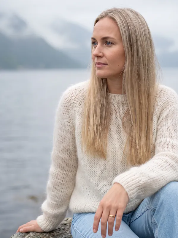 Skygenser i mohair i fargen Natur, i bruk